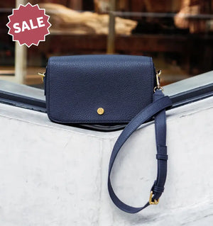 Original Deb Essential Oil Purse Navy