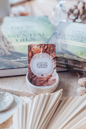 Gifts of the Essential Oils Companion Cards (Pack of 119)