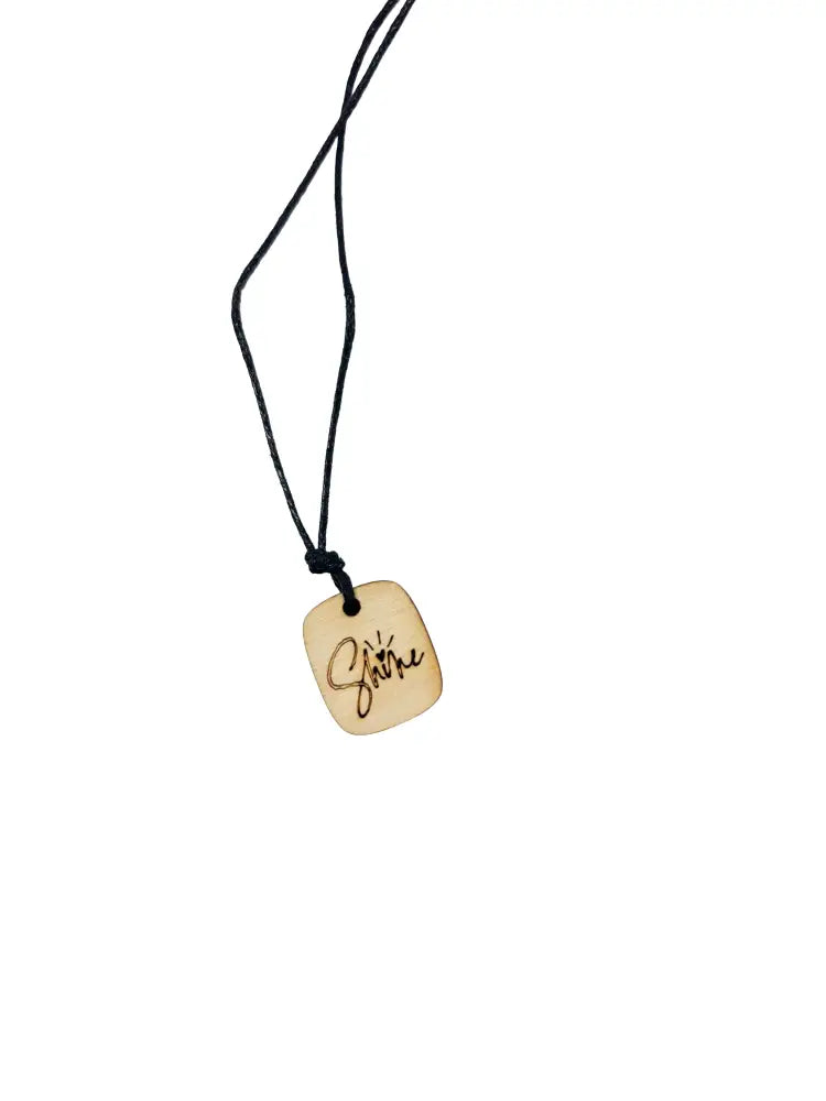 Wooden Diffusing Necklace Shine