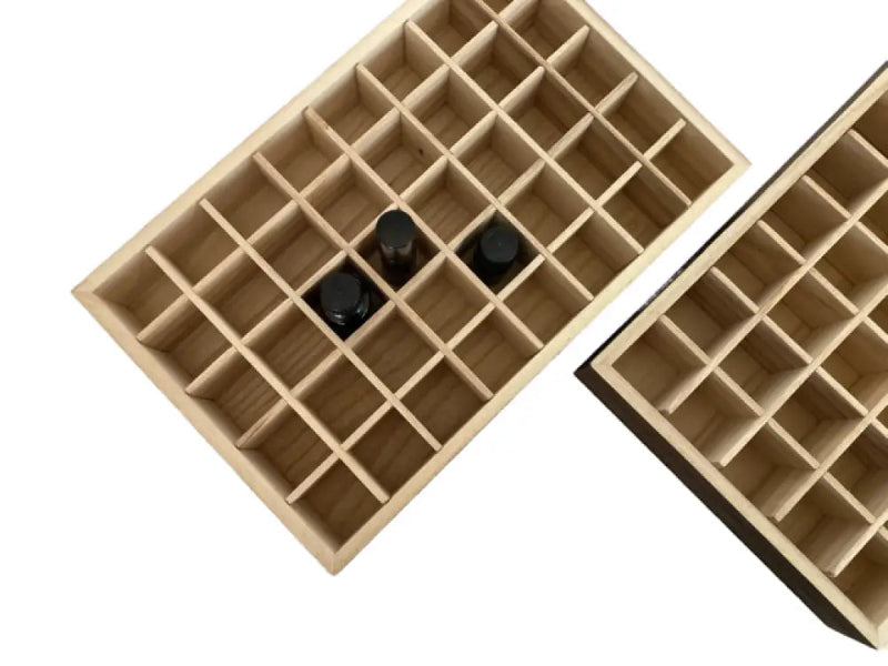 Light Feathergrain Wood Essential Oils Tray (Holds 40 Vials)