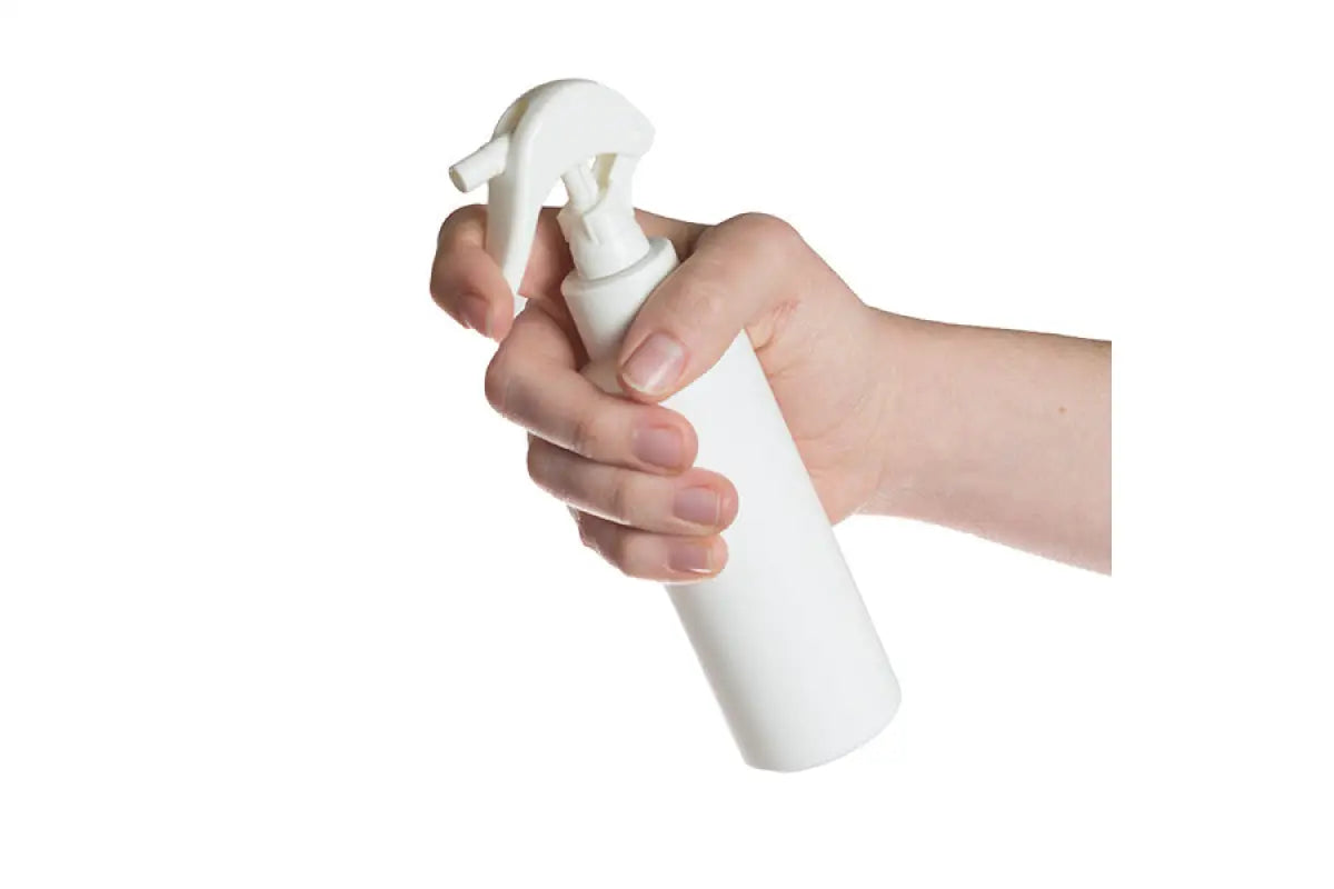4 oz. White Plastic Bottle with White Trigger Sprayer
