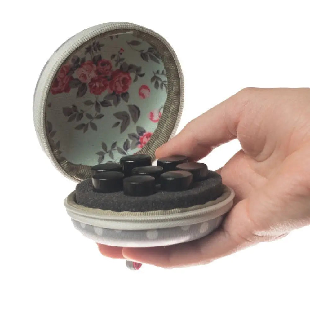 Round Hard Shell Case For 5/8 Dram Vials (Holds 8 Vials) Purple Daisy